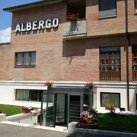 普拉塔尼酒店 酒店 3*